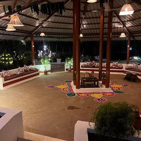 Wow Stayz2 Pachmarhi Foothill Cottages Εξωτερικό φωτογραφία